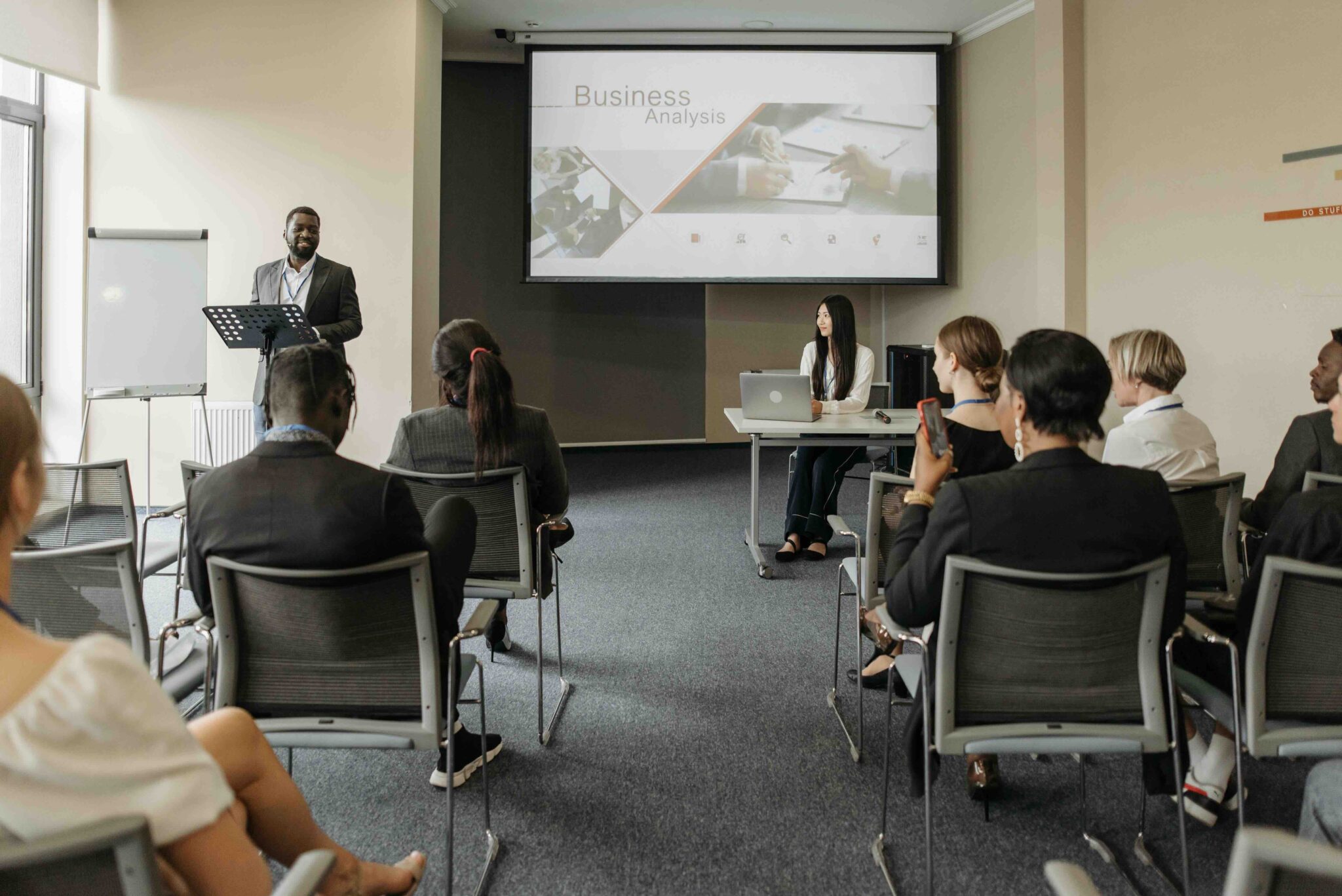 Build Training How to Use Claude to Build Training Materials for Your Team - Hustler's ...