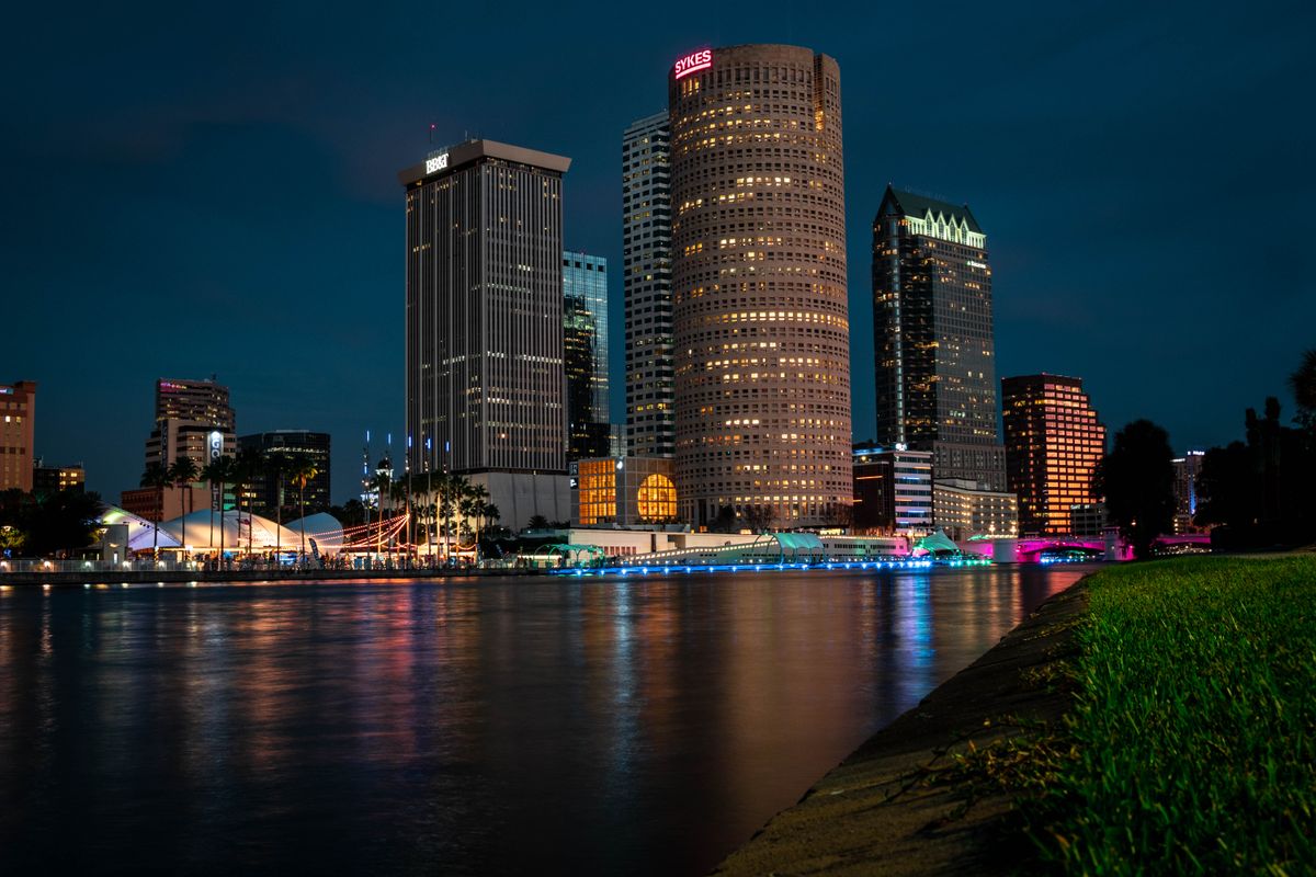 How to sell a business in Tampa